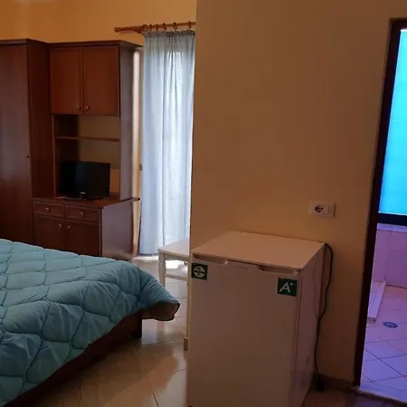 מלון Sanremo Restorant 3*