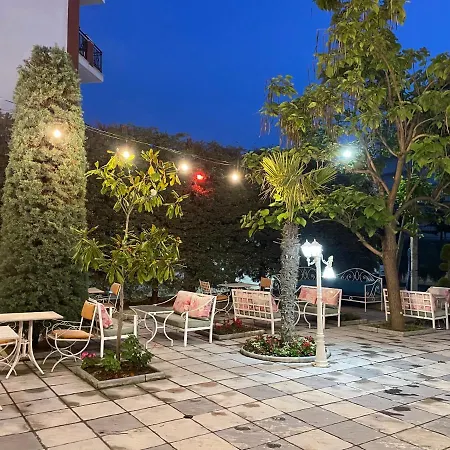 Sanremo Restorant מלון Škalngur
