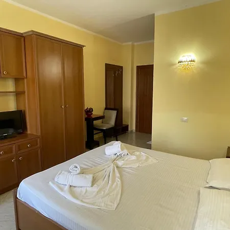 Sanremo Restorant Hotel Shkallnur