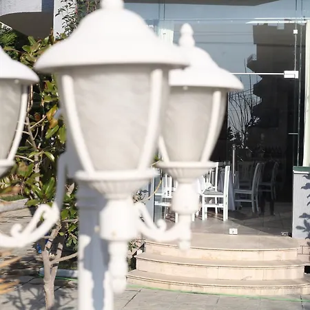 Sanremo Restorant Hotel 3*